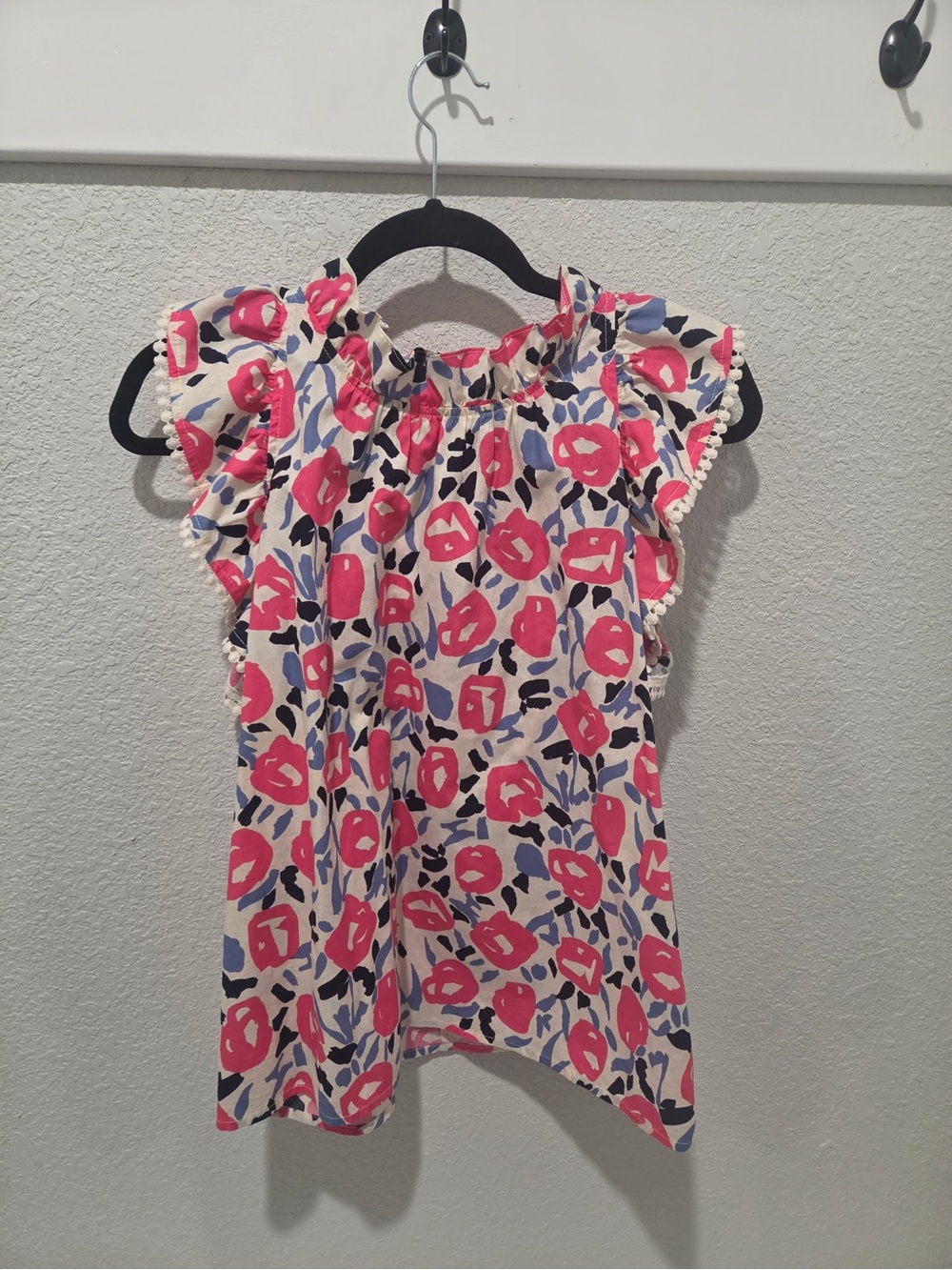 THML Women’s Pink Floral Ruffle Sleeve Top